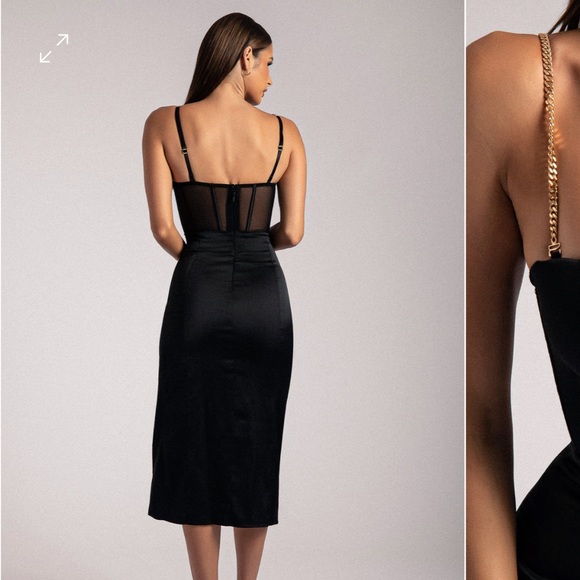 MESHKI Talisa Chain Strap Split Corset MIDI Dress in Black - Picture 2 of 8